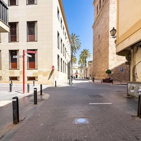Lifehouse Cathedral * Free Parking* Superiorwifi* Appartement