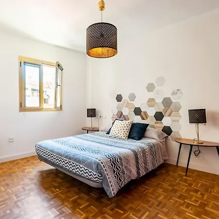 Lifehouse Cathedral * Free Parking* Superiorwifi* Appartement