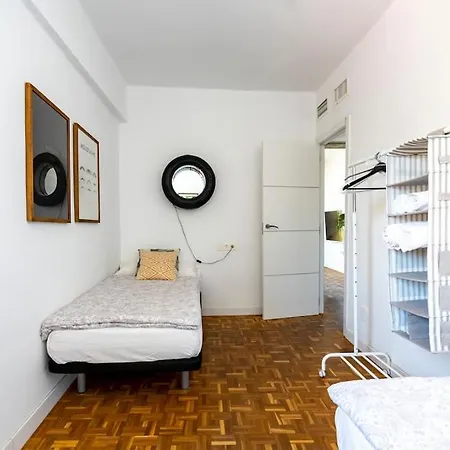 Appartement Lifehouse Cathedral * Free Parking* Superiorwifi*